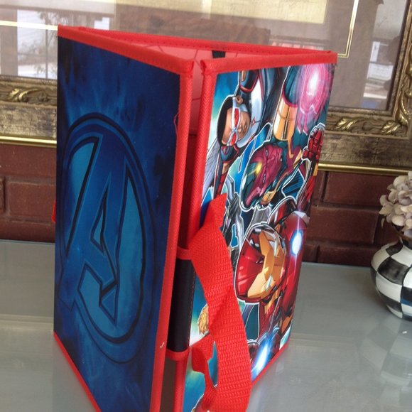 Marvel Avengers Reading, Sticker, Color and Draw Activity Storage Case - Picture 8 of 8